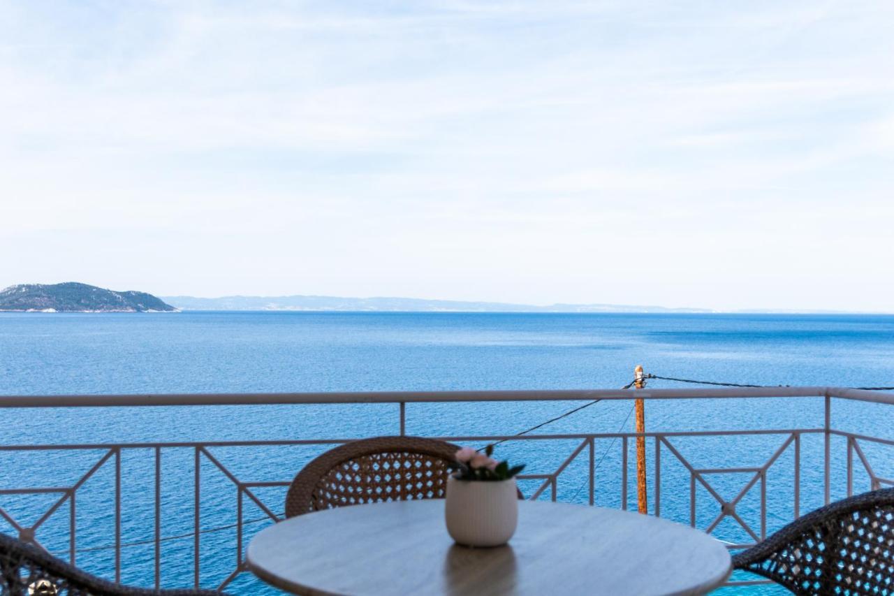 Anesis Seaview Apartment 2 เนโอสมาร์มาราส ภายนอก รูปภาพ