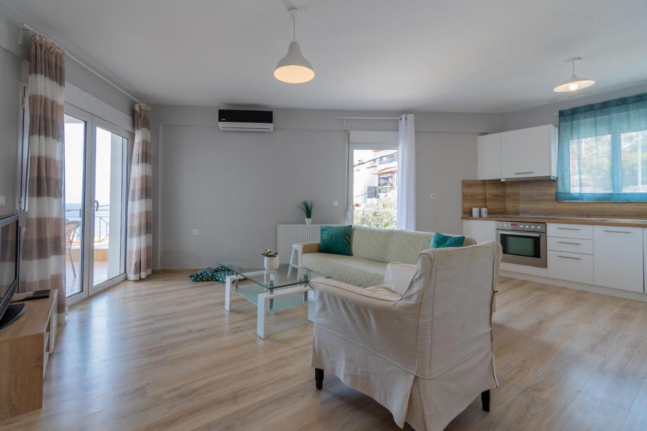 Anesis Seaview Apartment 2 เนโอสมาร์มาราส ภายนอก รูปภาพ